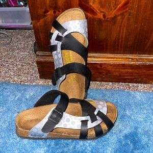 BIRKENSTOCK PAPILLIO PISA 7.5W REGULAR NWOT FIRM